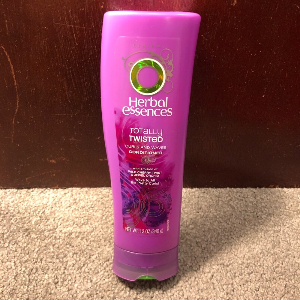 READ DESC - Herbal Essences Totally Twisted Curl Conditioner Cherry Twist 12oz